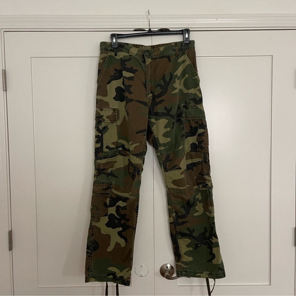 Local European Cargo Pants